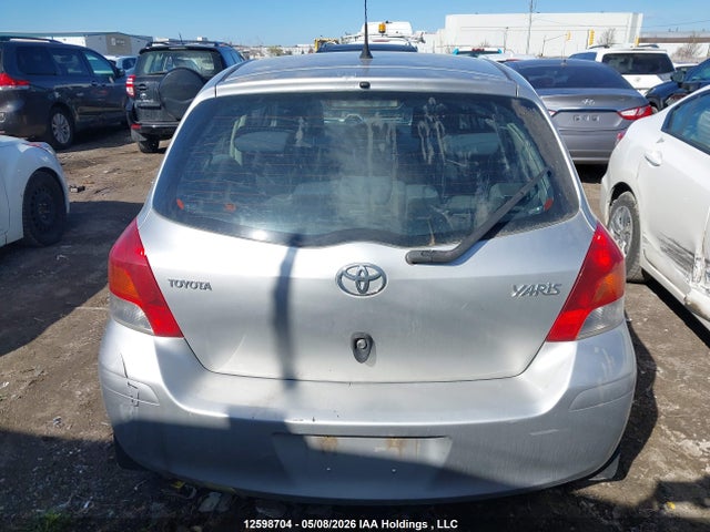 12598704 :رقم المزاد ، JTDKT4K30B5329771 vin ، 2011 Toyota Yaris Le مزاد بيع