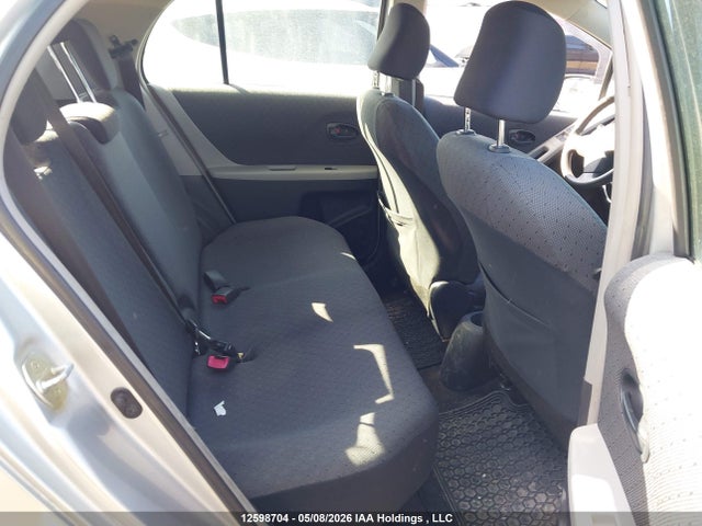 12598704 :رقم المزاد ، JTDKT4K30B5329771 vin ، 2011 Toyota Yaris Le مزاد بيع