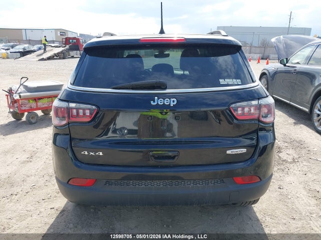 2018 Jeep Compass North მანქანა იყიდება აუქციონზე, vin: 3C4NJDBB2JT111856, აუქციონის ნომერი: 12598705