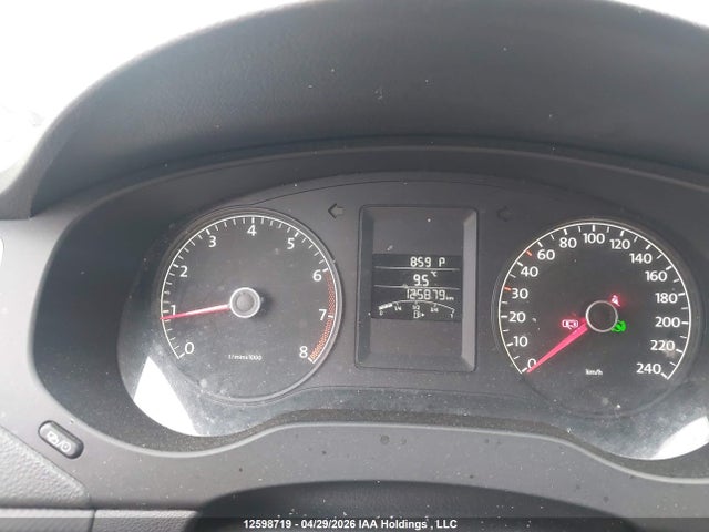 3VW2K7AJ5EM364466 Volkswagen Jetta