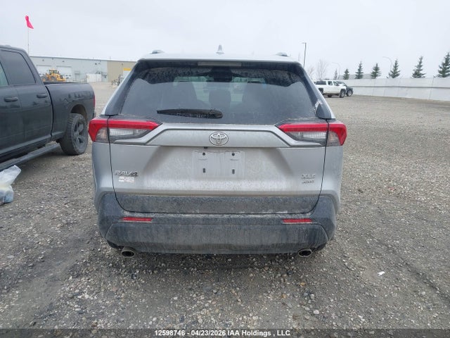 2024 Toyota Rav4 Xle/xle Premium მანქანა იყიდება აუქციონზე, vin: 2T3R1RFV0RC486556, აუქციონის ნომერი: 12598746
