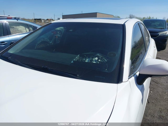 4T1B11HK0JU022720 Toyota CAMRY SE