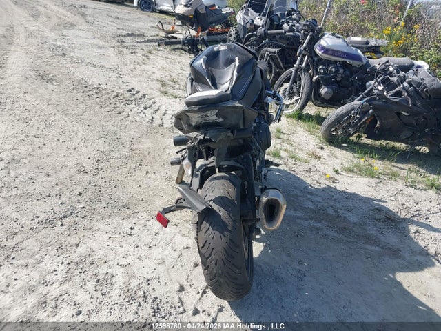 JKAZRCK11MA008509 Kawasaki Zr1000 K