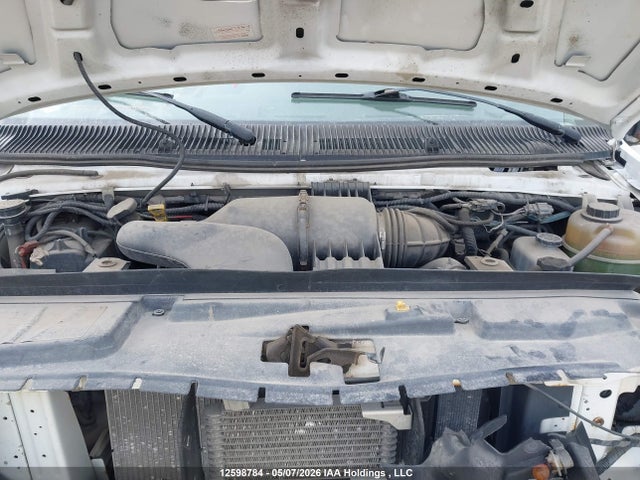 Продажа на аукционе авто 2016 Ford Econoline E450 Super Duty Cutwy Van, vin: 1FDEE4FLXGDC06201, номер лота: 12598784