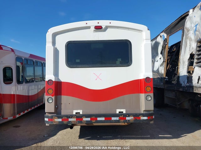 1HA6GUBG6HN009657 Chevrolet Express G4500