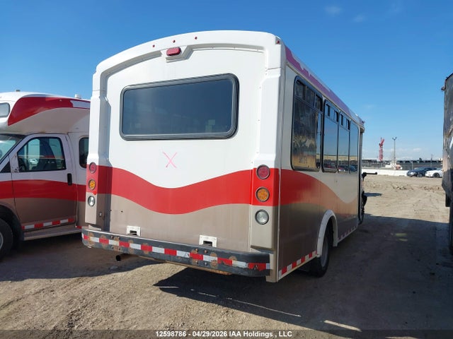 1HA6GUBG6HN009657 Chevrolet Express G4500