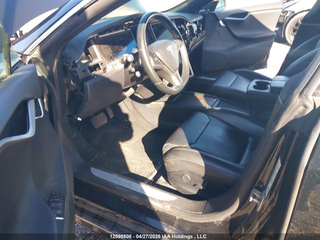 12598806 :رقم المزاد ، 5YJSA1E24JF294110 vin ، 2018 Tesla Model S مزاد بيع