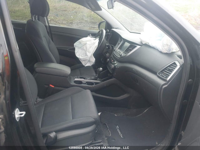 KM8J33A41JU729127 Hyundai Tucson Premium 2.0l