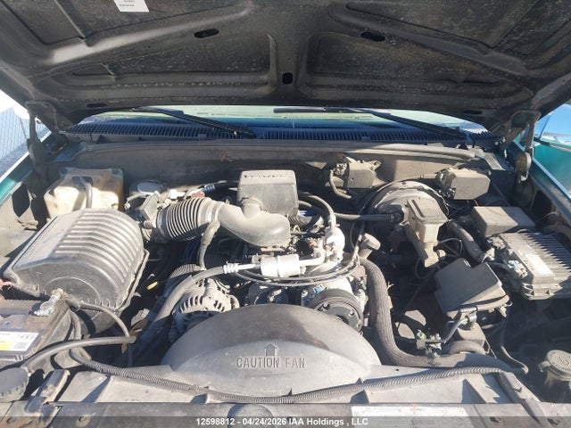 12598812 :رقم المزاد ، 1GTEC19R3WE513565 vin ، 1998 Gmc Sierra 1500 مزاد بيع