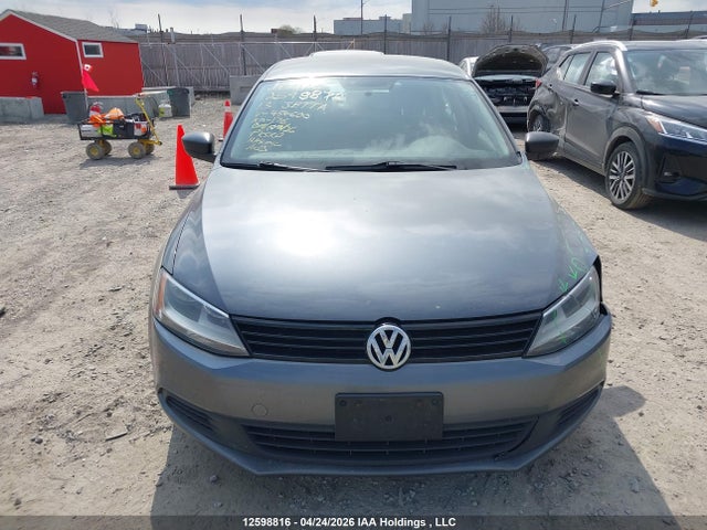12598816 :رقم المزاد ، 3VW2K7AJ8DM454600 vin ، 2013 Volkswagen Jetta 2.0l Trendline/2.0l Trendline+ مزاد بيع