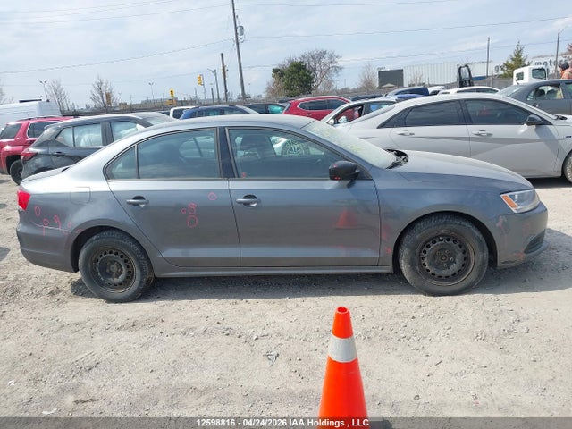 12598816 :رقم المزاد ، 3VW2K7AJ8DM454600 vin ، 2013 Volkswagen Jetta 2.0l Trendline/2.0l Trendline+ مزاد بيع