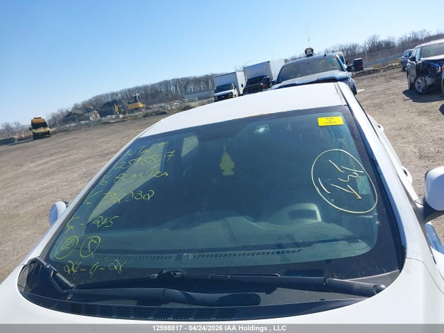 Hyundai Elantra 2016 5NPDH4AE2GH792032 Image 17