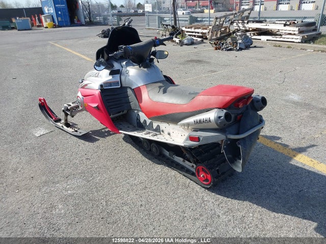 12598822 :رقم المزاد ، JYE8EW0084A004590 vin ، 2004 Yamaha  مزاد بيع
