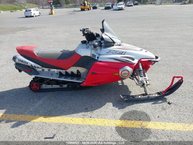 12598822 :رقم المزاد ، JYE8EW0084A004590 vin ، 2004 Yamaha  مزاد بيع
