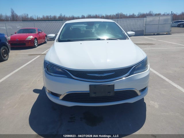 2016 Chrysler 200 Limited მანქანა იყიდება აუქციონზე, vin: 1C3CCCAB9GN156304, აუქციონის ნომერი: 12598823
