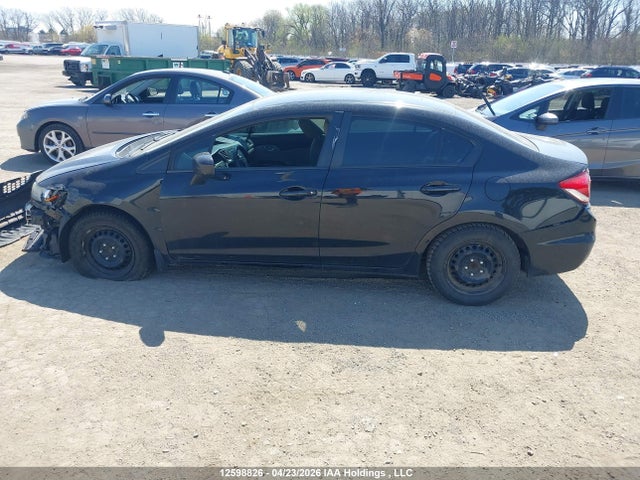 Продажа на аукционе авто 2015 Honda Civic Lx, vin: 2HGFB2E44FH026988, номер лота: 12598826