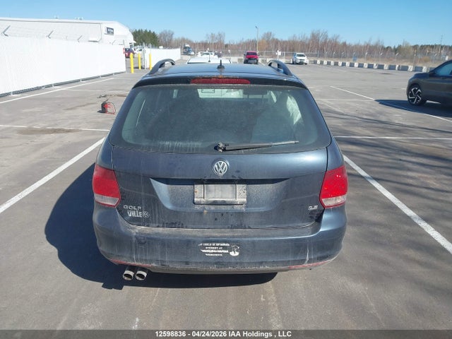 12598836 :رقم المزاد ، 3VWKX7AJ4AM624075 vin ، 2010 Volkswagen Golf 2.5l Comfortline/2.5l Trendline مزاد بيع