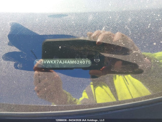 12598836 :رقم المزاد ، 3VWKX7AJ4AM624075 vin ، 2010 Volkswagen Golf 2.5l Comfortline/2.5l Trendline مزاد بيع