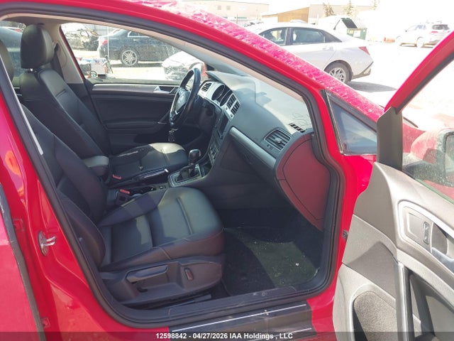 3VW017AU8HM543917 Volkswagen Golf Sportwagen S