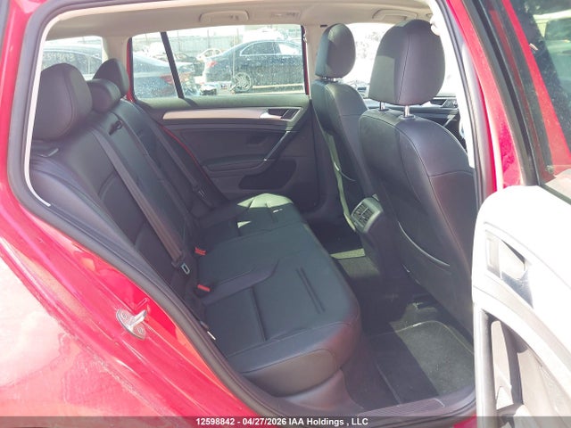 3VW017AU8HM543917 Volkswagen Golf Sportwagen S