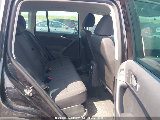 12598843 :رقم المزاد ، WVGJV3AXXEW581395 vin ، 2014 Volkswagen Tiguan Comfortline/highline/trendline مزاد بيع