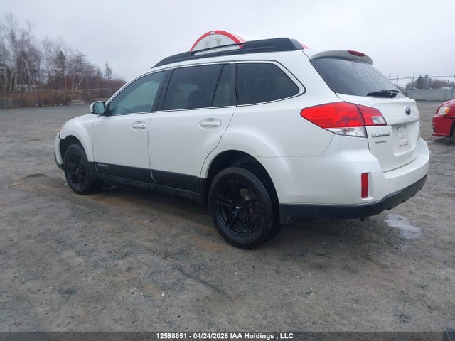 Продажа на аукционе авто 2013 Subaru Outback 2.5i Touring Package, vin: 4S4BRGGC8D3204617, номер лота: 12598851