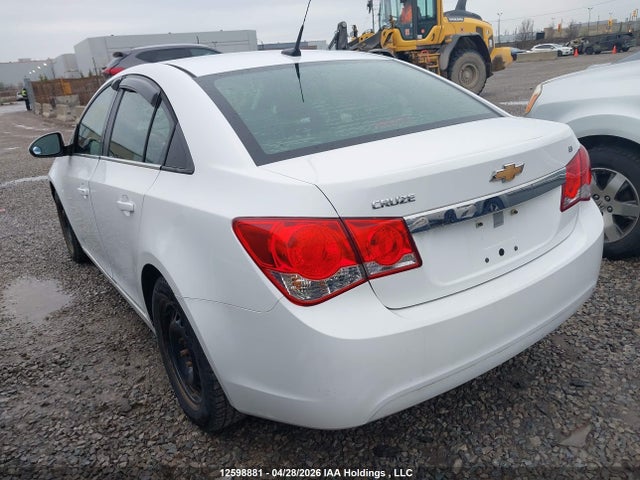 1G1PC5SB5E7305499 Chevrolet Cruze 1lt
