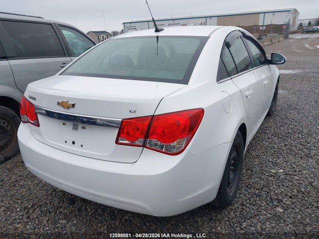 1G1PC5SB5E7305499 Chevrolet Cruze 1lt