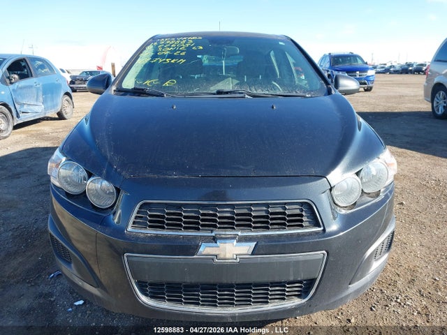 12598883 :رقم المزاد ، 1G1JA6EH0D4226081 vin ، 2013 Chevrolet Sonic Ls مزاد بيع