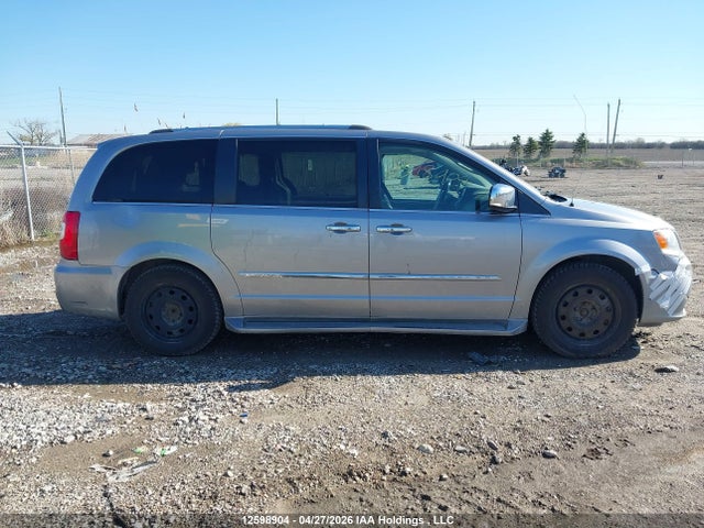 2C4RC1GG6GR302724 Chrysler Town Country Limited