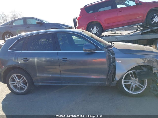 2013 Audi Q5 Premium მანქანა იყიდება აუქციონზე, vin: WA1MFCFP3DA055087, აუქციონის ნომერი: 12598905