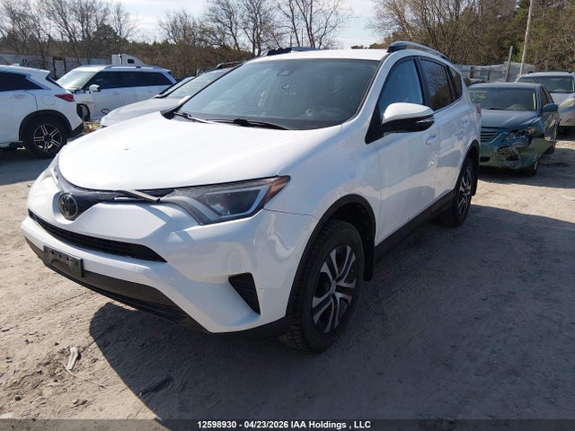2T3ZFREV4HW315194 Toyota RAV4 LE