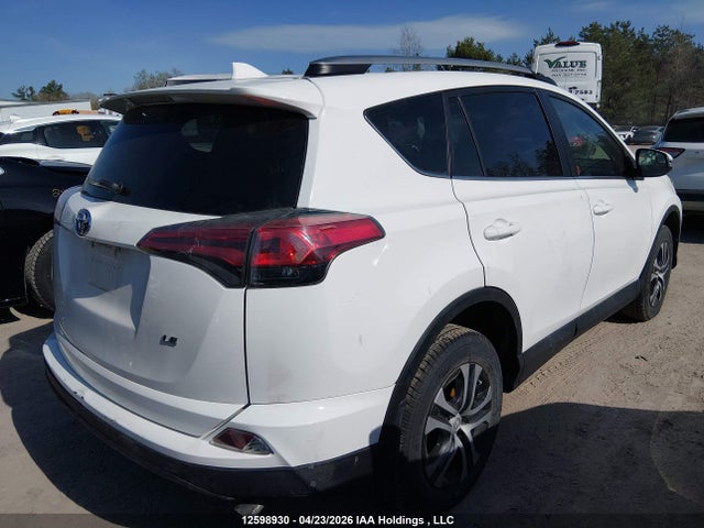 2T3ZFREV4HW315194 Toyota RAV4 LE