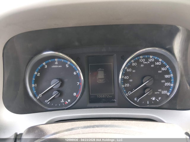 2T3ZFREV4HW315194 Toyota RAV4 LE