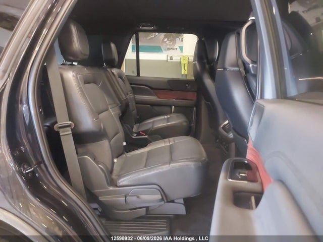 5LMJJ2LGXREL02880 Lincoln Navigator Reserve
