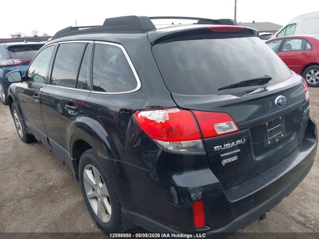 2014 Subaru Legacy Outback მანქანა იყიდება აუქციონზე, vin: 4S4BRGBC6E3248835, აუქციონის ნომერი: 12598950
