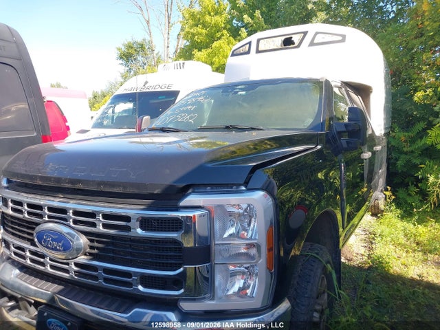 Ford F350 2024 1FT8W3BT3RED75262 Image 2