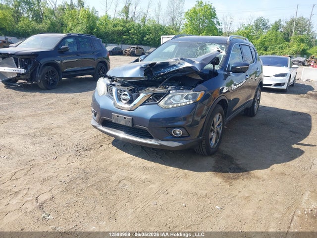 2015 Nissan Rogue S/sl/sv მანქანა იყიდება აუქციონზე, vin: 5N1AT2MV0FC922817, აუქციონის ნომერი: 12598959