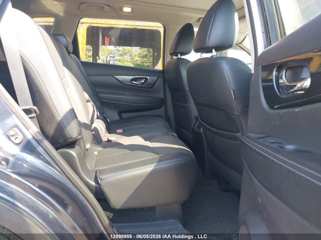 2015 Nissan Rogue S/sl/sv მანქანა იყიდება აუქციონზე, vin: 5N1AT2MV0FC922817, აუქციონის ნომერი: 12598959