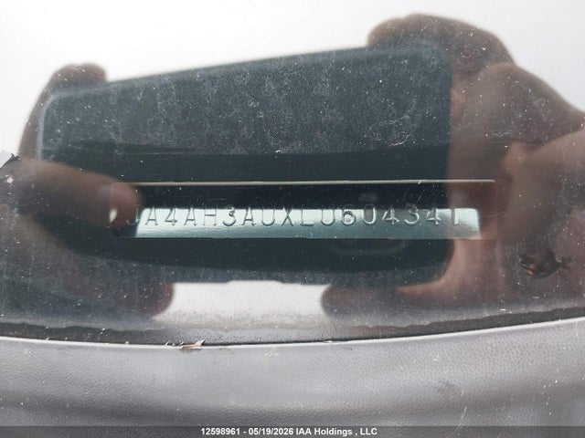 2020 Mitsubishi Rvr Se/es მანქანა იყიდება აუქციონზე, vin: JA4AH3AUXLU604341, აუქციონის ნომერი: 12598961