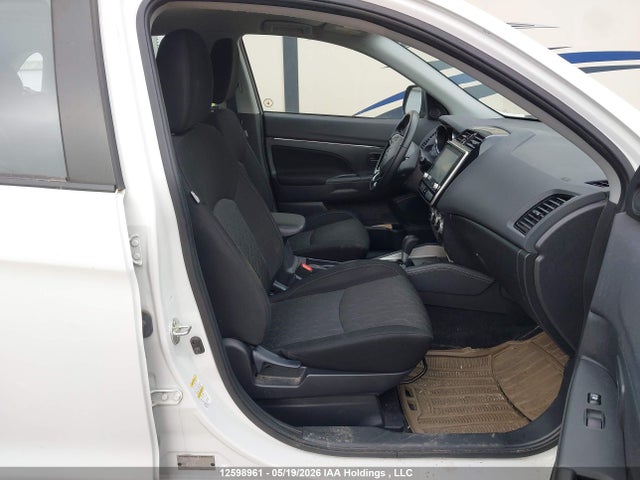2020 Mitsubishi Rvr Se/es მანქანა იყიდება აუქციონზე, vin: JA4AH3AUXLU604341, აუქციონის ნომერი: 12598961