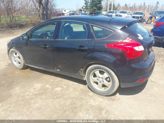 1FADP3K27EL303771 Ford FOCUS SE