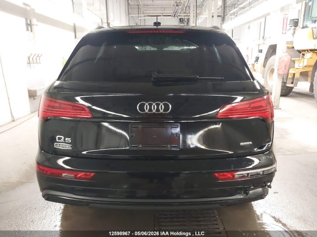 WA1AAAFY2P2152438 Audi Q5 Komfort 45