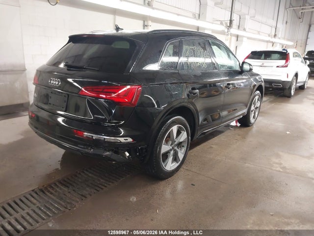 WA1AAAFY2P2152438 Audi Q5 Komfort 45