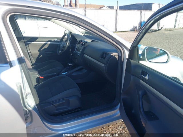 12598977 :رقم المزاد ، 3VWHM71K09M057810 vin ، 2009 Volkswagen Jetta S مزاد بيع