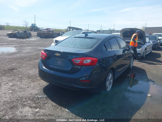 2017 Chevrolet Cruze მანქანა იყიდება აუქციონზე, vin: 3G1BE5SM9HS559339, აუქციონის ნომერი: 12598984
