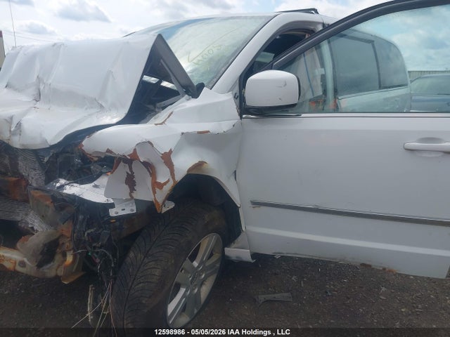 Продажа на аукционе авто 2016 Dodge Grand Caravan Crew, vin: 2C4RDGDGXGR363837, номер лота: 12598986