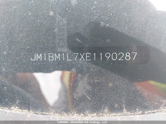 JM1BM1L7XE1190287 Mazda Mazda3 Gs-sky