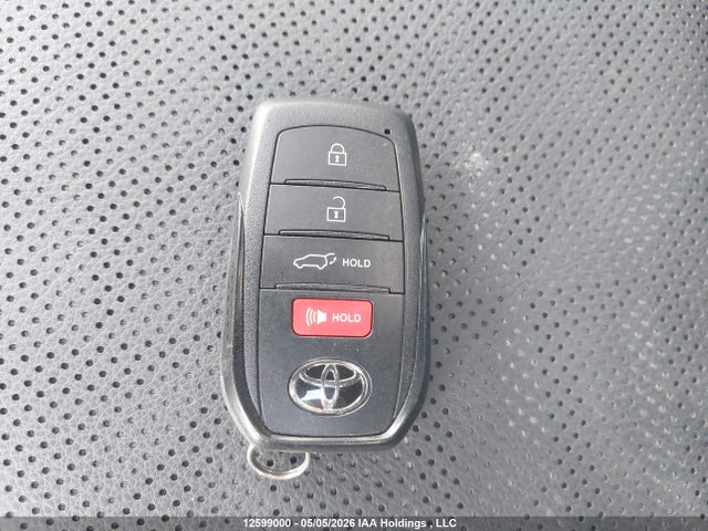 Продажа на аукционе авто 2025 Toyota 4runner Hybrid, vin: JTEVB5BR4S5007026, номер лота: 12599000