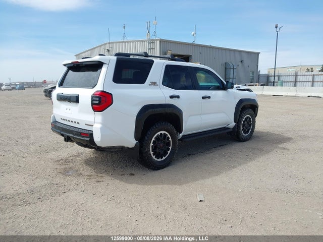 Продажа на аукционе авто 2025 Toyota 4runner Hybrid, vin: JTEVB5BR4S5007026, номер лота: 12599000